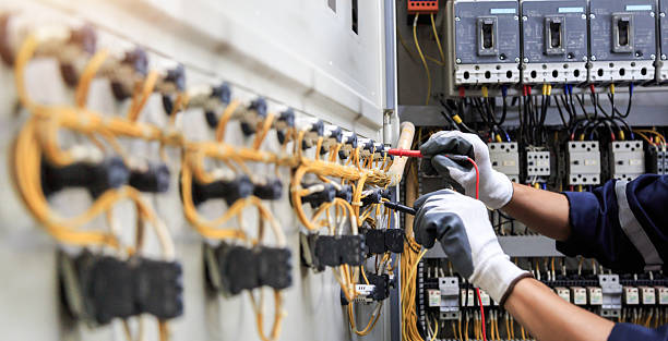 Professional Electrician technician working in Chackbay, LA